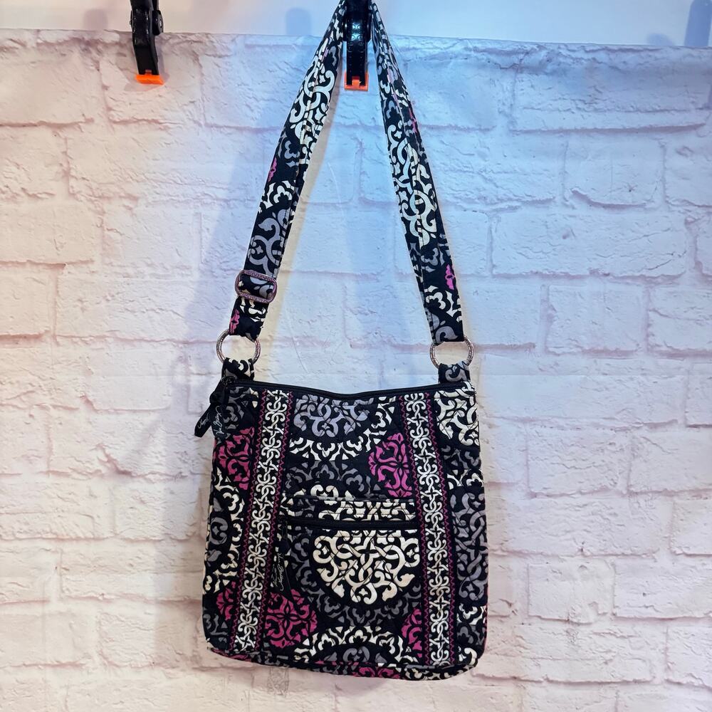 Boho Vera Bradley purple, black, white medium Crossbody with pockets adjustable